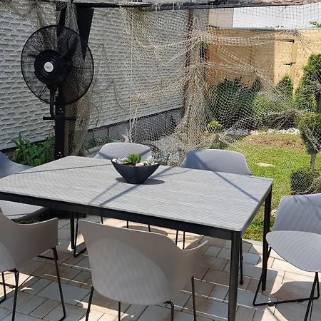 Apartment Plaza ----Wallbox 11Kw 16A ----- Private Spa- Jacuzzi, Infrared Sauna, Luxury Massage Chair, Parking, Entry With Pin 0 - 24H, Free Cancellation 24 Hours Before Check In Slavonski Brod Eksteriør billede